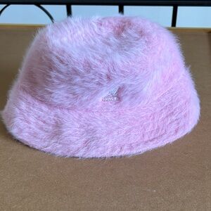 NWT Kangol Furgora Bucket Hat Pepto Pink Fuzzy Angora Y2K Indie Sleaze Medium